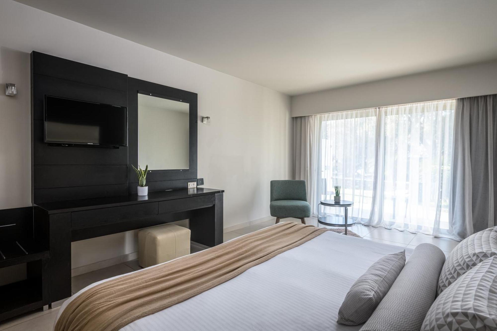 Hotel E-geo Easy Living Marmari (Kos)