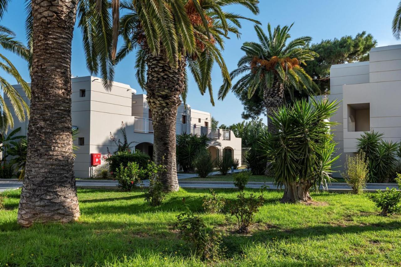 E-geo Easy Living Hotel 4*
