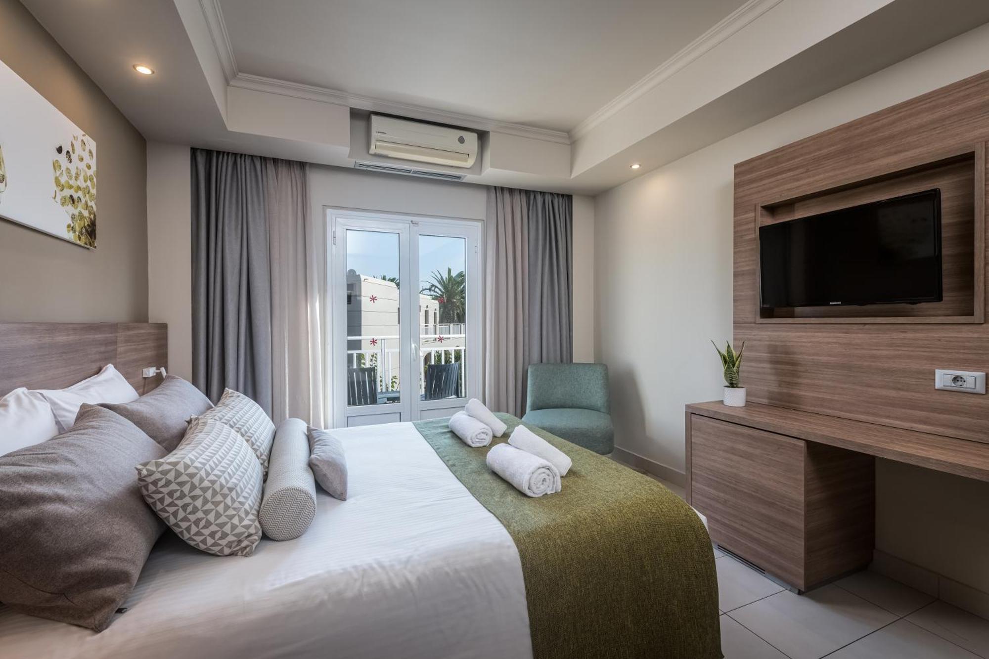E-geo Easy Living Hotel